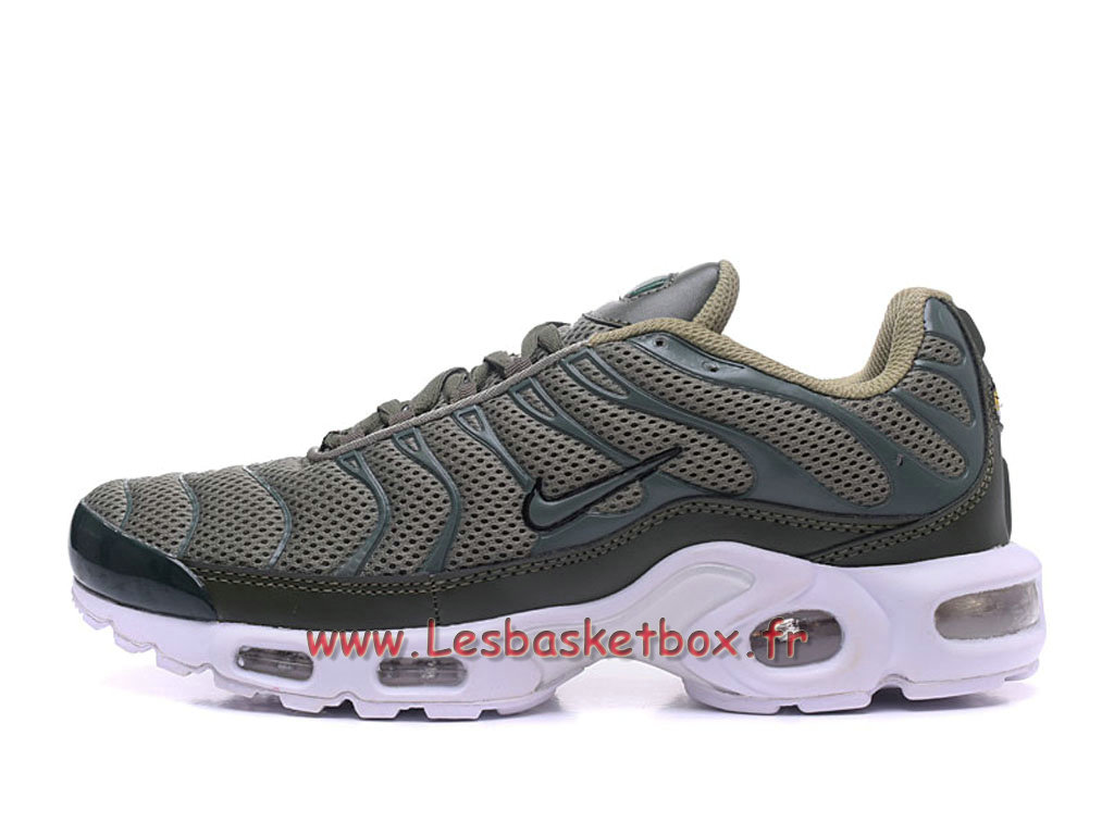 basket nike training pas cher basket nike training pas cher