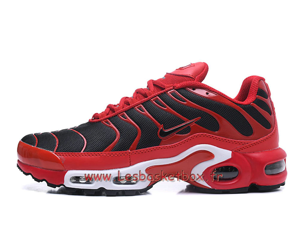 red nike air max plus